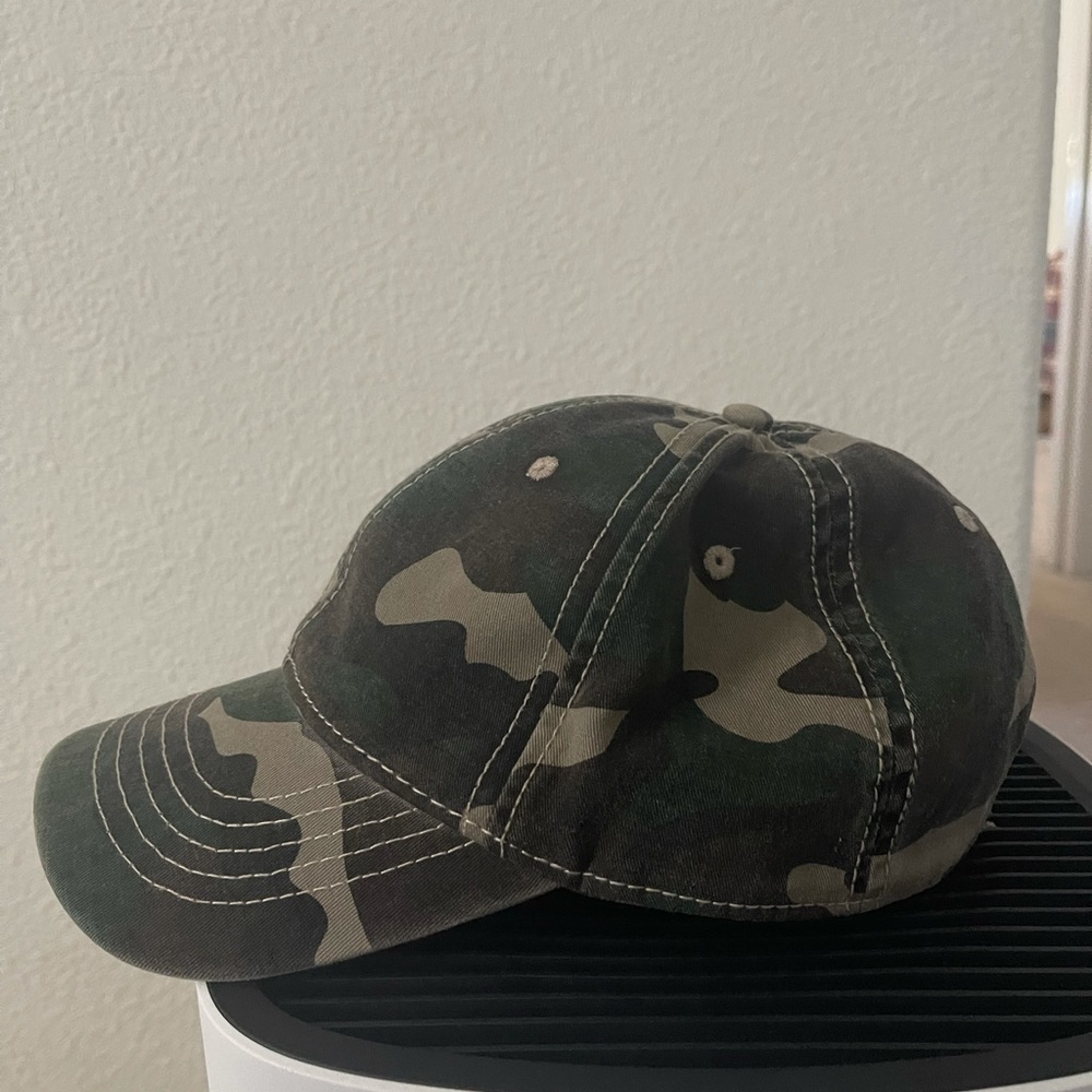 Camo hat